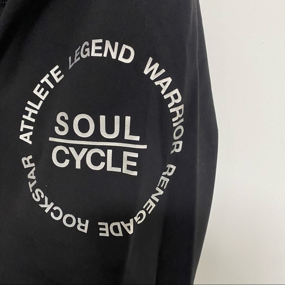 Lululemon x Soul Cycle cropped leggings - Picture 2 of 3